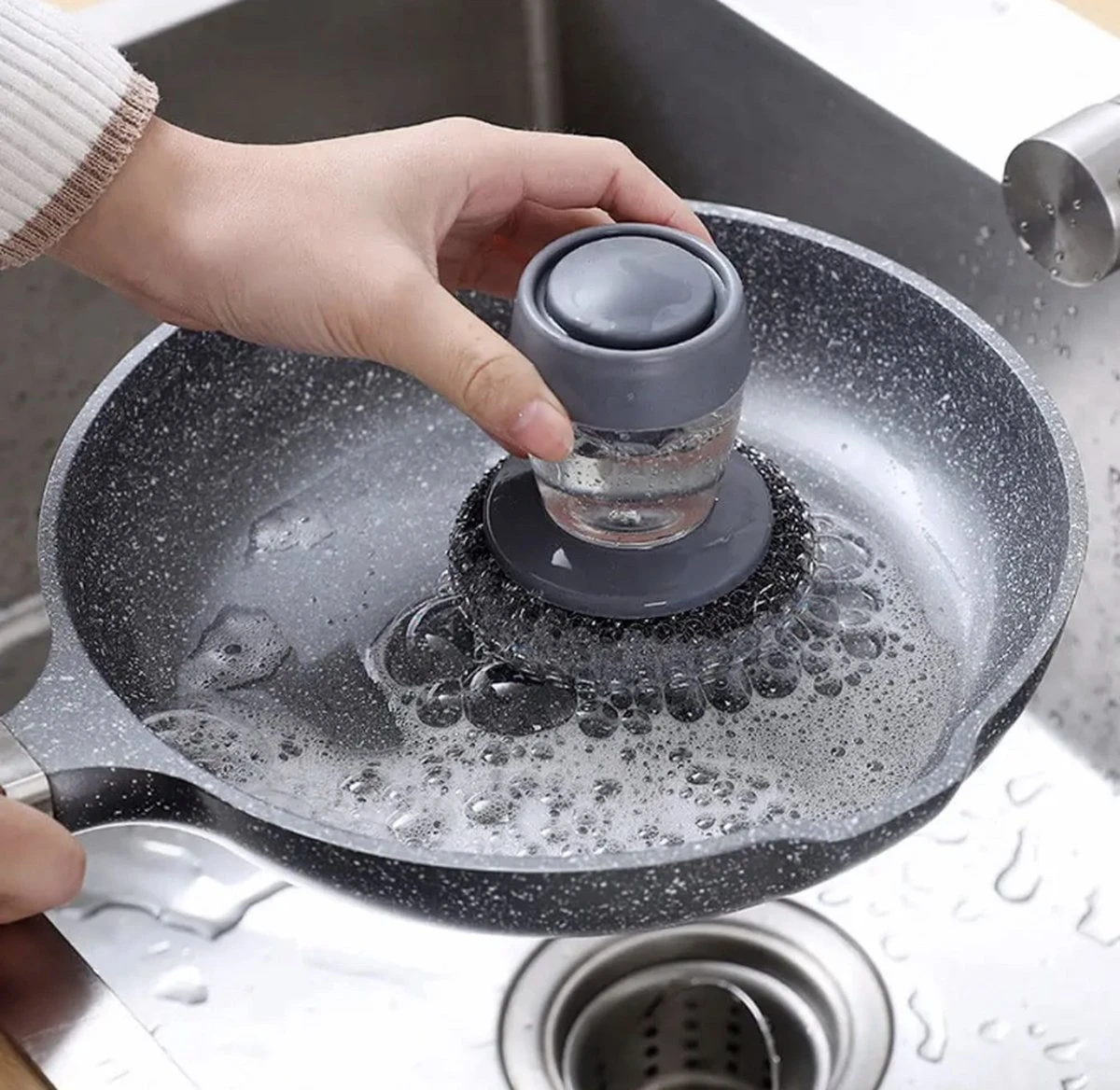 Afwasborstel met Zeepdispenser – Met 3 verschillende opzet stukken – Inclusief Houder – Grijs – Afwas Borstel Zeepreservoir – Zeep Handborstel – Doseerpomp – Afwasmiddel Dispenser – Navulbaar Afwasborstel Met Zeepdispenser – Met 3 Verschillende Opzet Stukken – Inclusief Houder – Grijs – Afwas Borstel Zeepreservoir – Zeep Handborstel – Doseerpomp – Afwasmiddel Dispenser – Navulbaar -Winkel Voor Schoonmaakartikelen 1200x1168 3