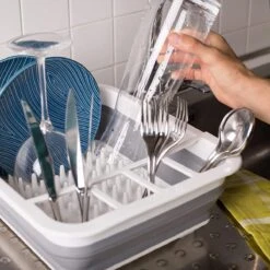 Amazy Afdruiprek Opvouwbaar & Bpa-vrij - Afdruiprek Voor Het Drogen Van Bestek, Borden, Glazen & Flessen - Afdruipmat In Grijs-wit Van Kunststof & Silicone Voor Gootsteen, Spoelbakken, Keuken 4 Amazy Afdruiprek Opvouwbaar & Bpa-vrij - Afdruiprek Voor Het Drogen Van Bestek, Borden, Glazen & Flessen - Afdruipmat In Grijs-wit Van Kunststof & Silicone Voor Gootsteen, Spoelbakken, Keuken -Winkel Voor Schoonmaakartikelen 1200x1200 1515