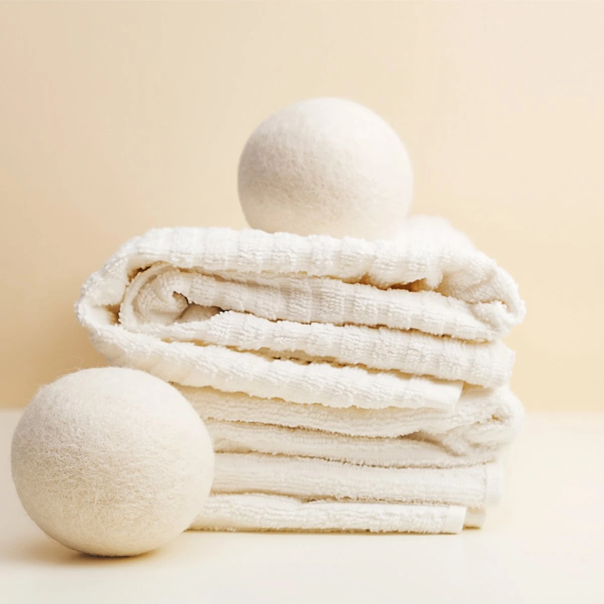 Apeiron Drogerballen - Droogballen - 6 XL Wasbollen - Droger - Duurzaam - Wasmachine - Wasverzachter - Energie Besparen - Zero Waste - Schapenvacht - Wol Apeiron Drogerballen - Droogballen - 6 XL Wasbollen - Droger - Duurzaam - Wasmachine - Wasverzachter - Energie Besparen - Zero Waste - Schapenvacht - Wol -Winkel Voor Schoonmaakartikelen 1200x1200 588