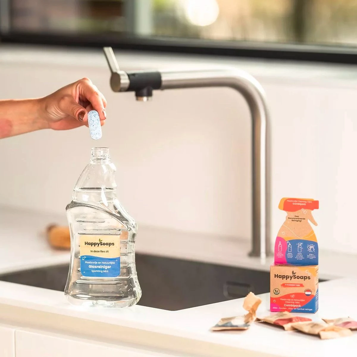 HappySoaps Cleaning Tabs - Combipack met 4 Verschillende Tabs - Allesreiniger, Keukenreiniger, Glasreiniger en Sanitairreiniger - 100% Plasticvrij, Duurzaam & Vegan HappySoaps Cleaning Tabs - Combipack Met 4 Verschillende Tabs - Allesreiniger, Keukenreiniger, Glasreiniger En Sanitairreiniger - 100% Plasticvrij, Duurzaam & Vegan -Winkel Voor Schoonmaakartikelen 1200x1200 852